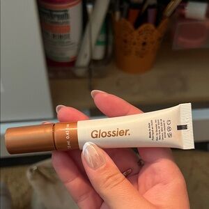 Glossier Concealer in Warm Tan